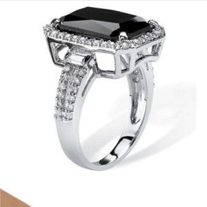 Black Halo Woman Ring Size 9